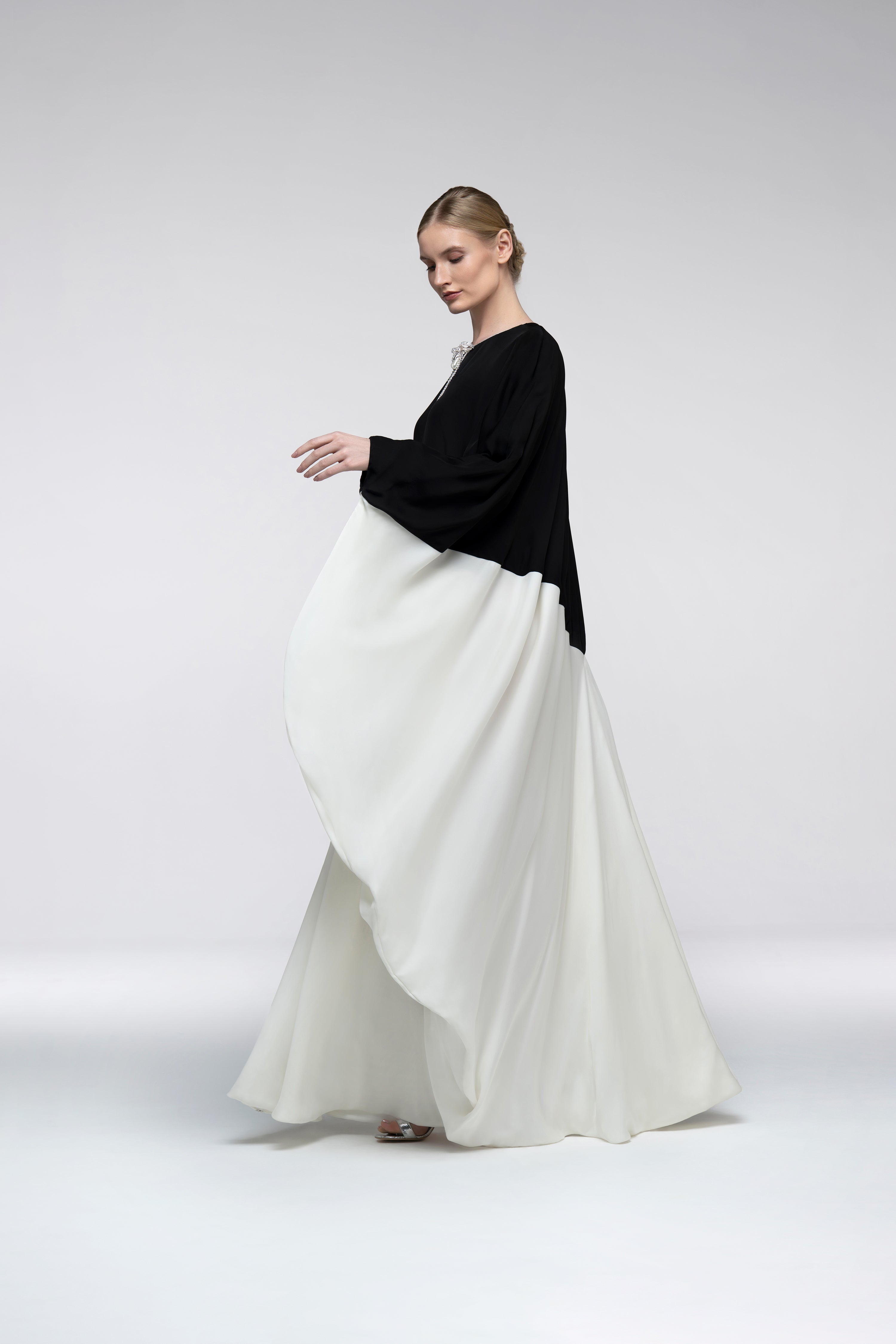 Look 8 - White & Black Caftan
