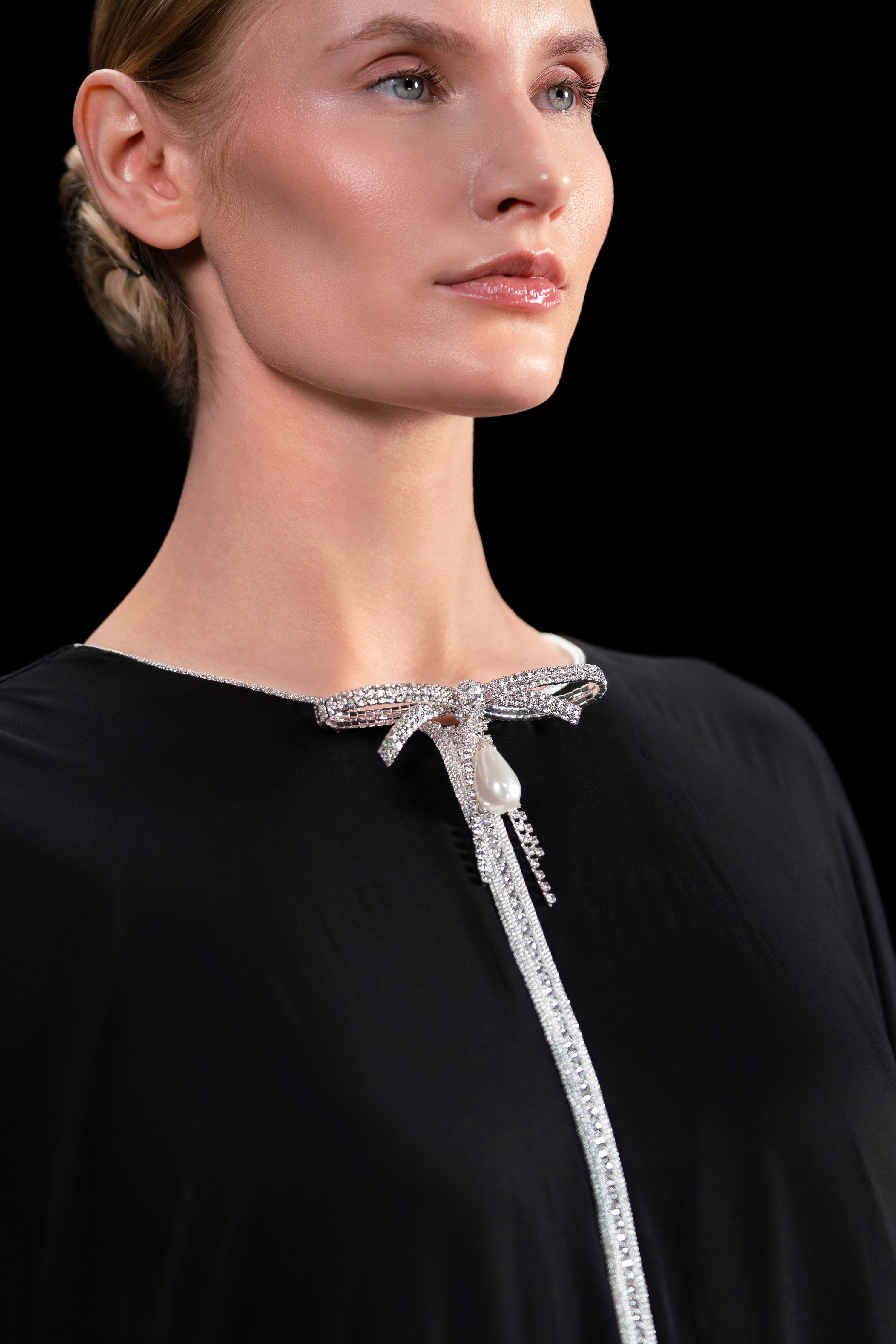 Look 8 - White & Black Caftan